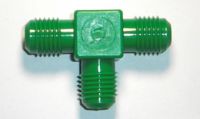 Tee 7/16" plastic (green)