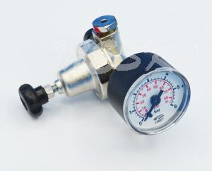 Druckminderer Mini CO2 5,5 bar mit Manometer mit Absperrhahn, Einweg Patronenanschluss, JG 6mm